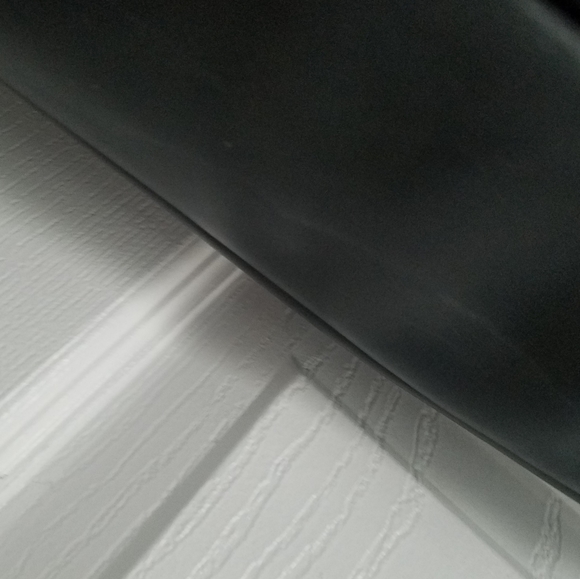 UGG Leather Slim Branford Satchel Laptop Work Bag - Picture 13 of 15